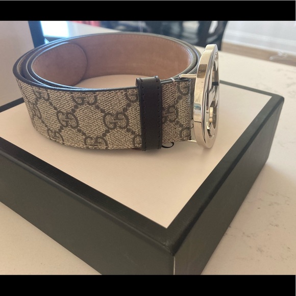 Men’s Gucci belt - Picture 2 of 7